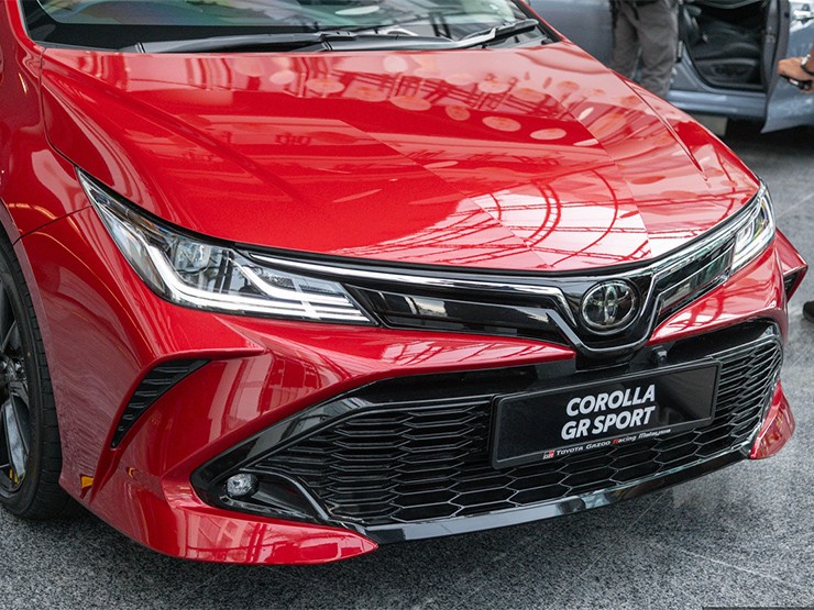 Toyota Corolla GR Sport ra mắt, giá từ 795 triệu đồng - 7
