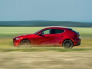 Tin tức ô tô - Giá xe Mazda3 niêm yết và lăn bánh tháng 9/2023, giảm 50% LPTB