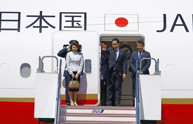 Thủ tướng Nhật dự thượng đỉnh ASEAN, G20, trấn an chuyện xả thải - 1