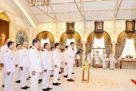 Chùm ảnh: Tân Thủ tướng Thái Lan cùng nội các tuyên thệ nhậm chức
