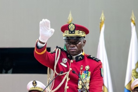 Chính quyền quân sự Gabon có động thái bất ngờ với Tổng thống bị phế truất