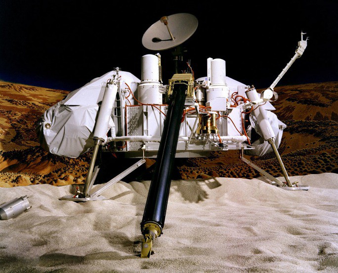 Tàu NASA có thể đã "lỡ tay" tiêu diệt sinh vật ngoài hành tinh? - 1