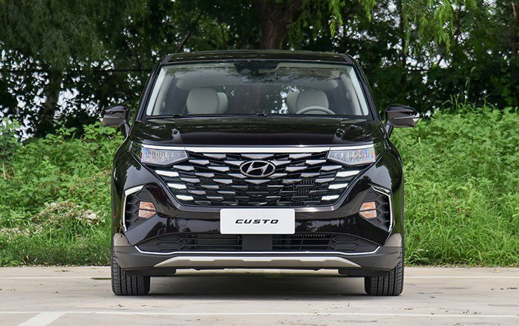 Hyundai Custo đổi tên thành Custin, chốt ngày ra mắt tại Việt Nam - 3