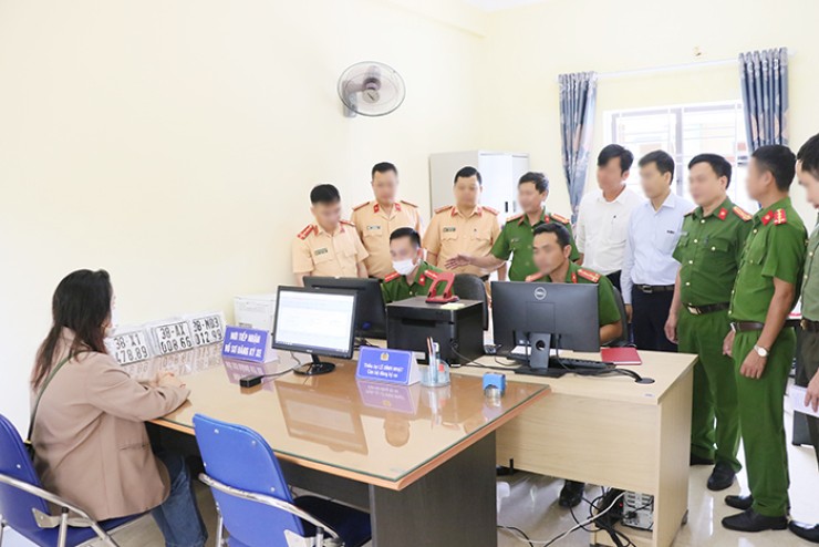 Những quy định mới có hiệu lực trong tháng 9 và 10/2023, lái xe phải biết - 2