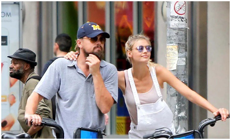 Người mẫu Kelly Rohrbach cũng có khoảng thời gian hẹn hò mặn nồng bên Leonardo.
