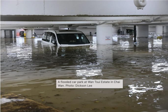 Cận cảnh ngập lụt khủng khiếp ở Hồng Kông - 10