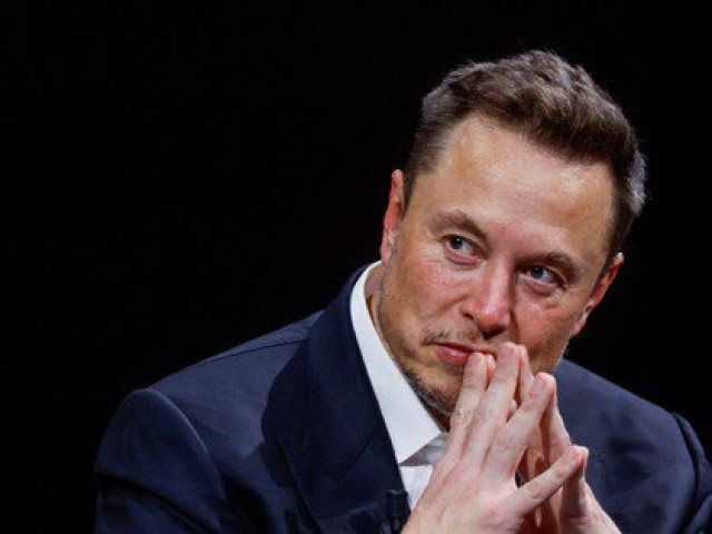 Tỷ phú Elon Musk lên tiếng về tin đồn 'tắt mạng Starlink để ngăn Ukraine tấn công Crimea'