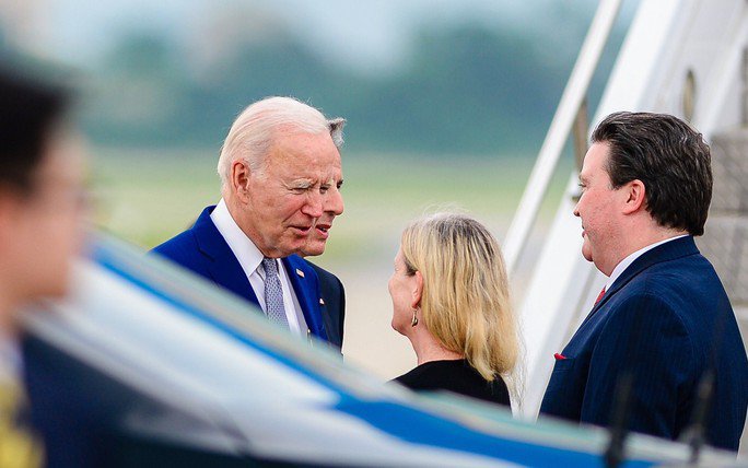 Tổng thống Mỹ Joe Biden đến Nội Bài, thăm cấp Nhà nước tới Việt Nam - 7