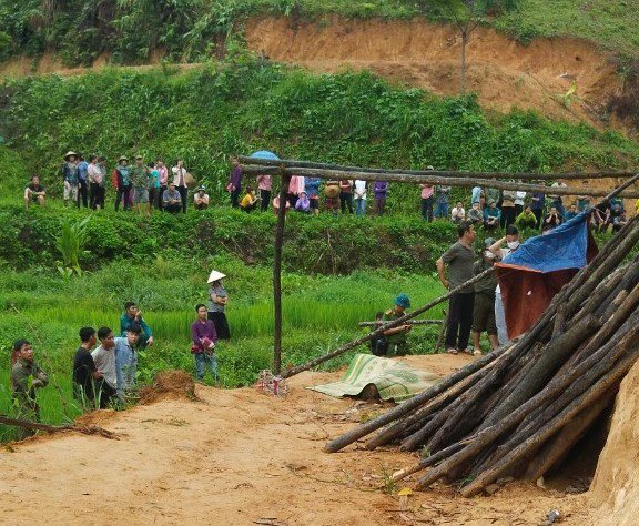 Nóng trong tuần: Lý lịch 