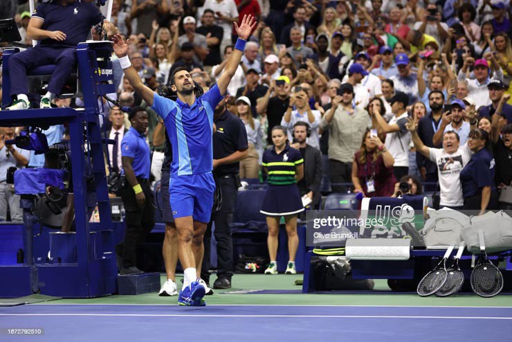 Chùm ảnh Djokovic đăng quang US Open 2023: Đổ gục xuống sân, tri ân đầy cảm xúc - 10