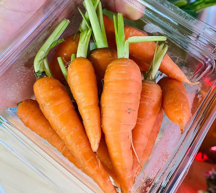 Cà rốt baby có giá bán cao gấp 2-3 lần loại thường vẫn đắt hàng.