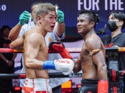 Thể thao - &quot;Thánh Muay Thái&quot; Buakaw húc vỡ đầu Yasuhiro Kido trên võ đài