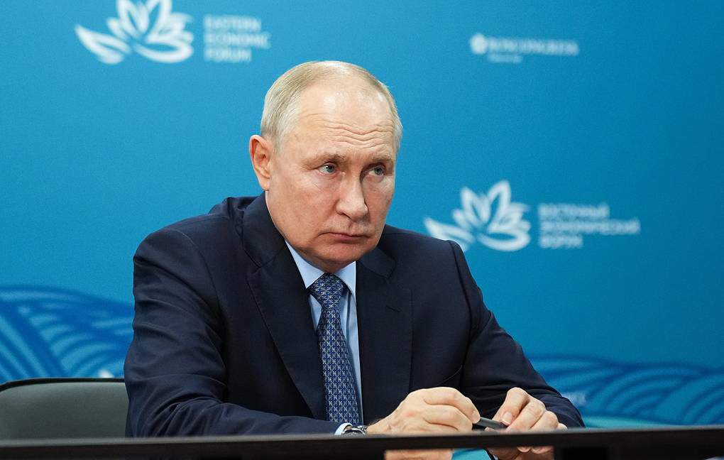 Ông Putin: Phương Tây phá hủy hệ thống kinh tế toàn cầu - 1