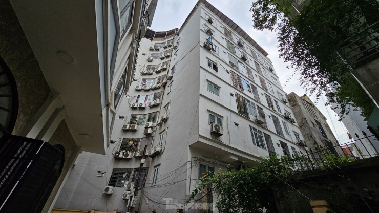 ''Thủ phủ'' chung cư mini gần nơi xảy ra vụ cháy kinh hoàng ở Hà Nội - 5