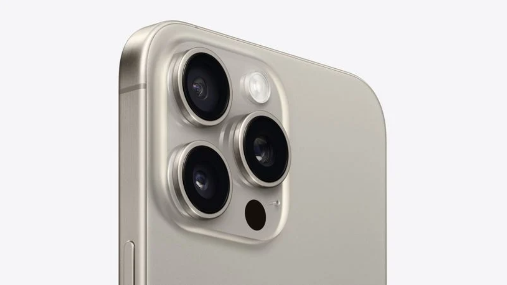 iPhone 15 Pro Max cho phép zoom xa kỷ lục trong lịch sử iPhone - 2