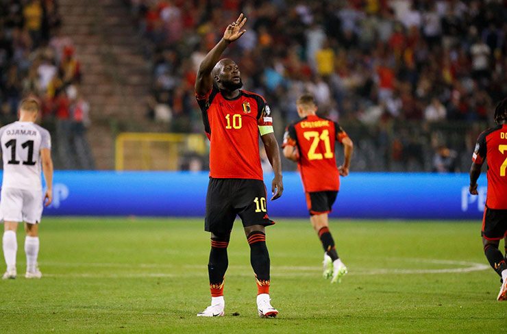 Lukaku có một trận đấu&nbsp;tỏa sáng khi ghi hai bàn thắng&nbsp;vào lưới&nbsp;Estonia