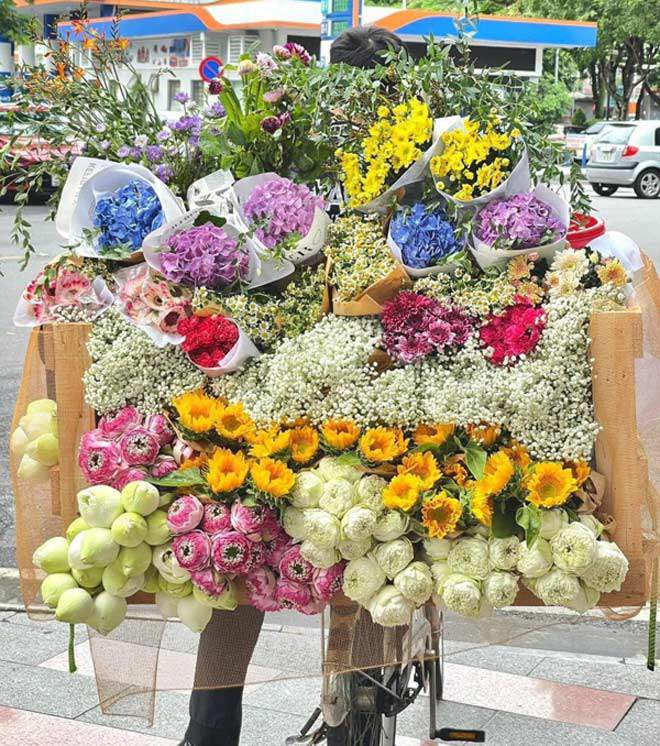 Giới trẻ đổ xô kinh doanh “xe hoa mùa thu Hà Nội” kiếm tiền triệu/ngày - 5
