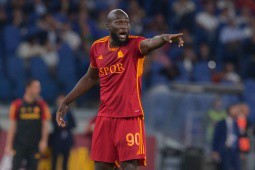 Kết quả bóng đá AS Roma - AC Milan: Mourinho gây bất ngờ với Lukaku, ngôi đầu đổi chủ (Serie A)