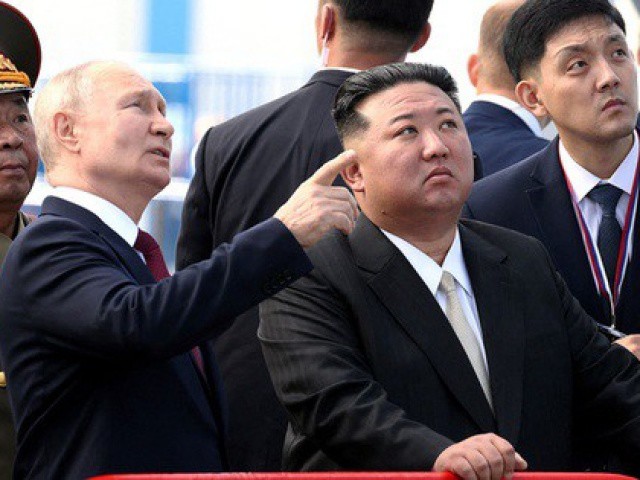 Ông Kim Jong-un hướng tới tương lai 100 năm tiếp theo với Nga