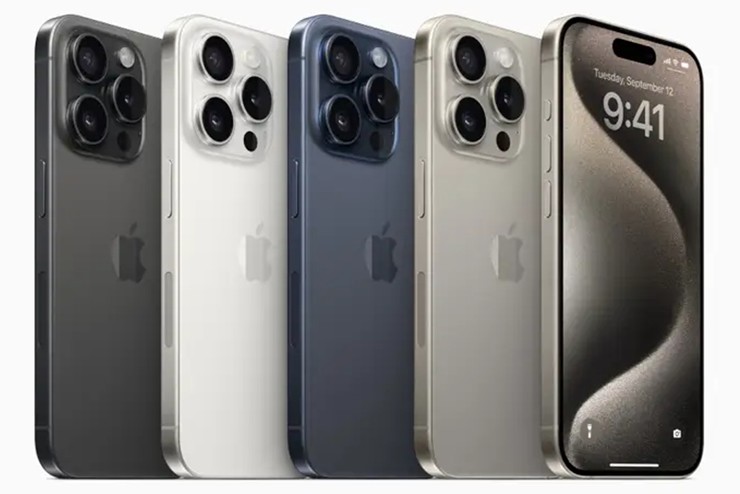 Các lựa chọn màu sắc của iPhone 15 Pro Max.