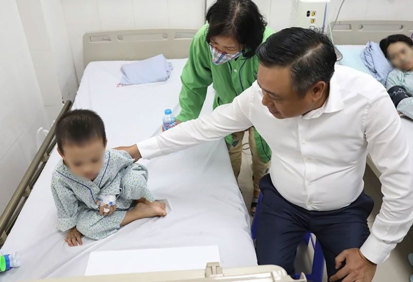 Vụ cháy chung cư mini: Hà Nội hỗ trợ chăm sóc các trẻ mồ côi - 1