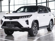 Tin tức ô tô - Giá xe Toyota Fortuner lăn bánh tháng 9/2023, giảm 50% phí trước bạ