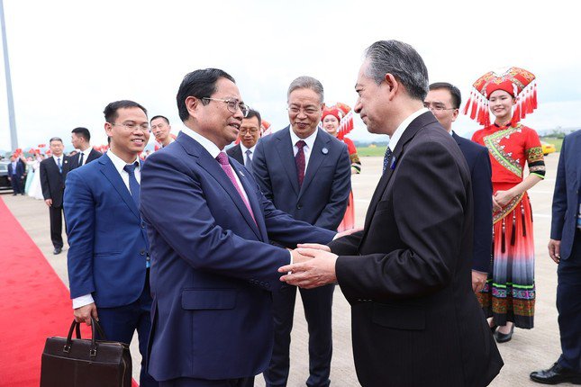 Thủ tướng rời sân bay quốc tế Nam Ninh (Trung Quốc) về Việt Nam