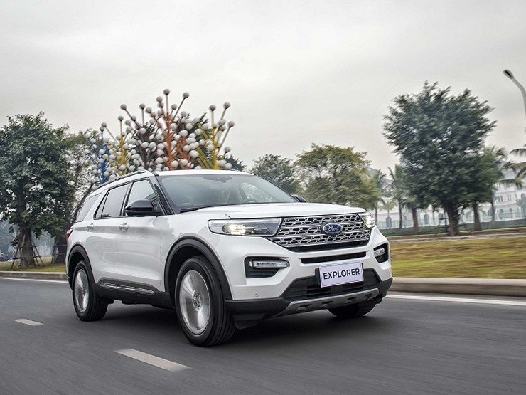 Ford triệu hồi hơn 1.970 xe Explorer tại Việt Nam - 1