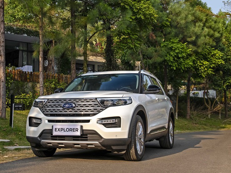 Ford triệu hồi hơn 1.970 xe Explorer tại Việt Nam - 2