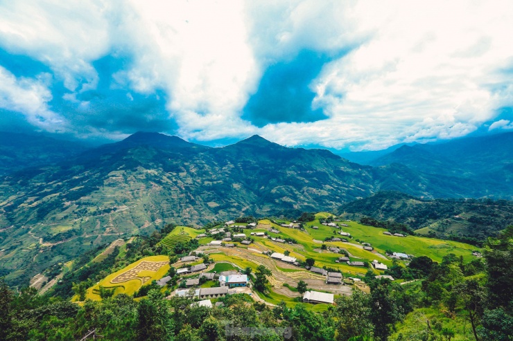 Ngất ngây cảnh sắc 'thiên đường' ruộng bậc thang ở Hoàng Su Phì - 1