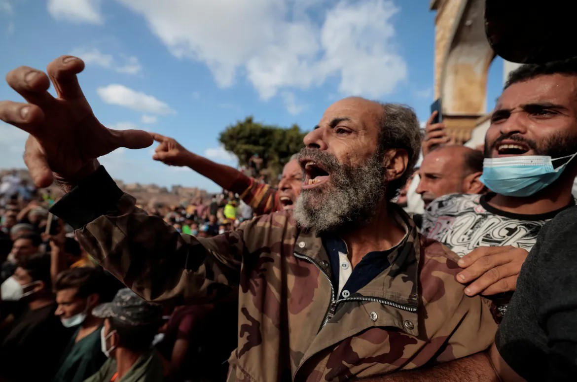 Vỡ đập ở Libya: Hàng trăm người đốt nhà thị trưởng Derna, trút giận lên chính quyền - 4