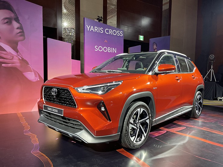 Toyota Yaris Cross hoàn toàn mới ra mắt, giá từ 730 triệu đồng - 1