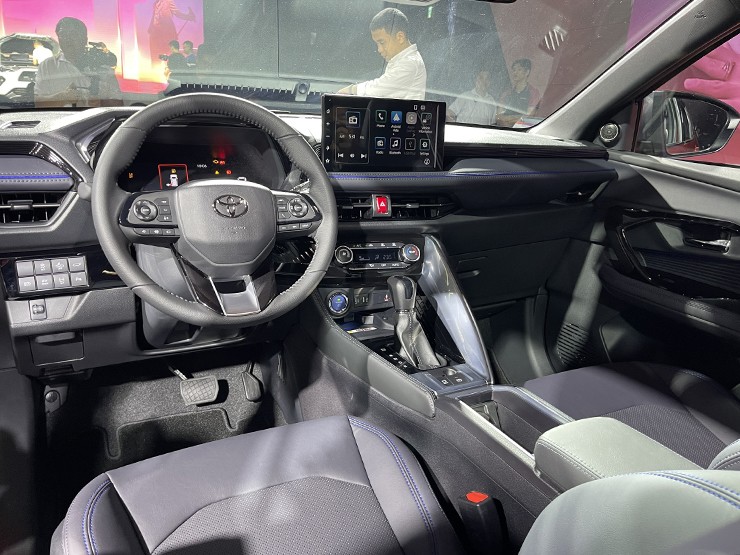 Toyota Yaris Cross hoàn toàn mới ra mắt, giá từ 730 triệu đồng - 11