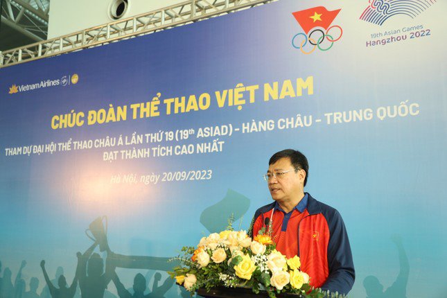 Trưởng đoàn thể thao Việt Nam tại Asiad 19 Đặng Hà Việt. Ảnh: Quý Lượng