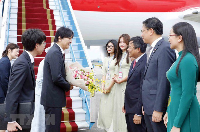 Hoàng Thái tử Nhật Bản và Công nương đến Hà Nội, bắt đầu thăm chính thức Việt Nam - 4