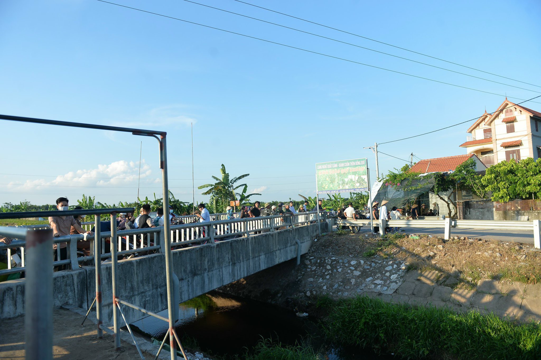 Sau khi bắt cóc cháu bé, nghi phạm đã bỏ trốn về huyện Văn Giang (Hưng Yên).