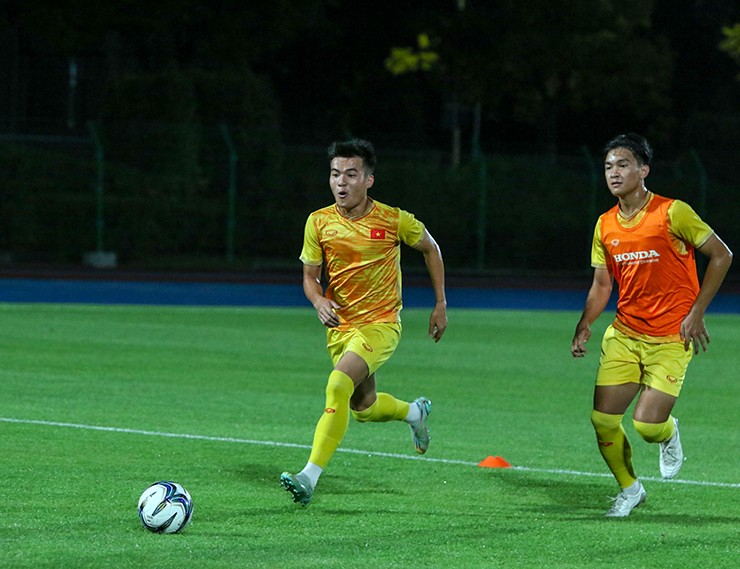 U23 Việt Nam đấu “ông lớn” Iran, HLV Hoàng Anh Tuấn đặt mục tiêu bất ngờ - 4