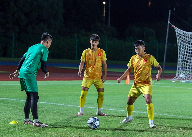 U23 Việt Nam đấu “ông lớn” Iran, HLV Hoàng Anh Tuấn đặt mục tiêu bất ngờ - 6