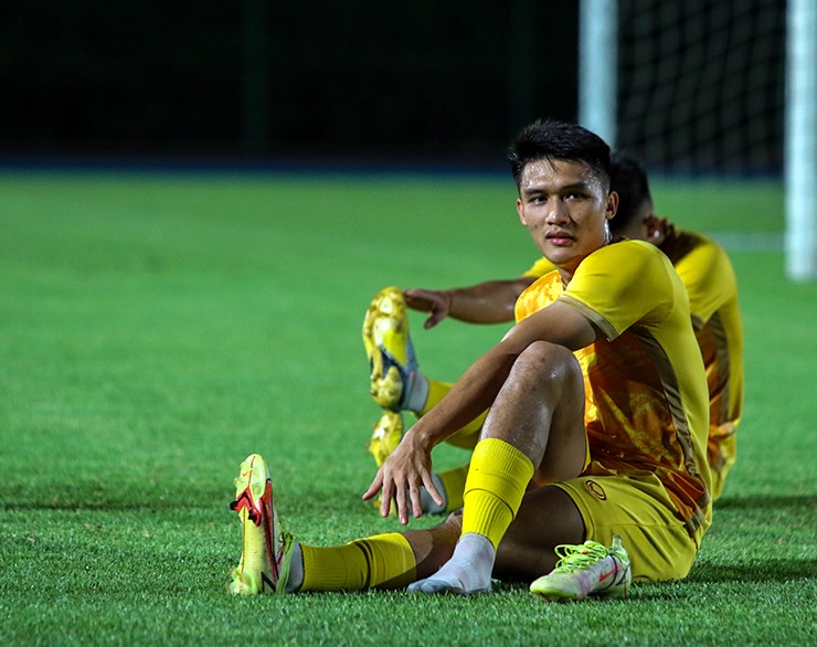 U23 Việt Nam đấu “ông lớn” Iran, HLV Hoàng Anh Tuấn đặt mục tiêu bất ngờ - 2