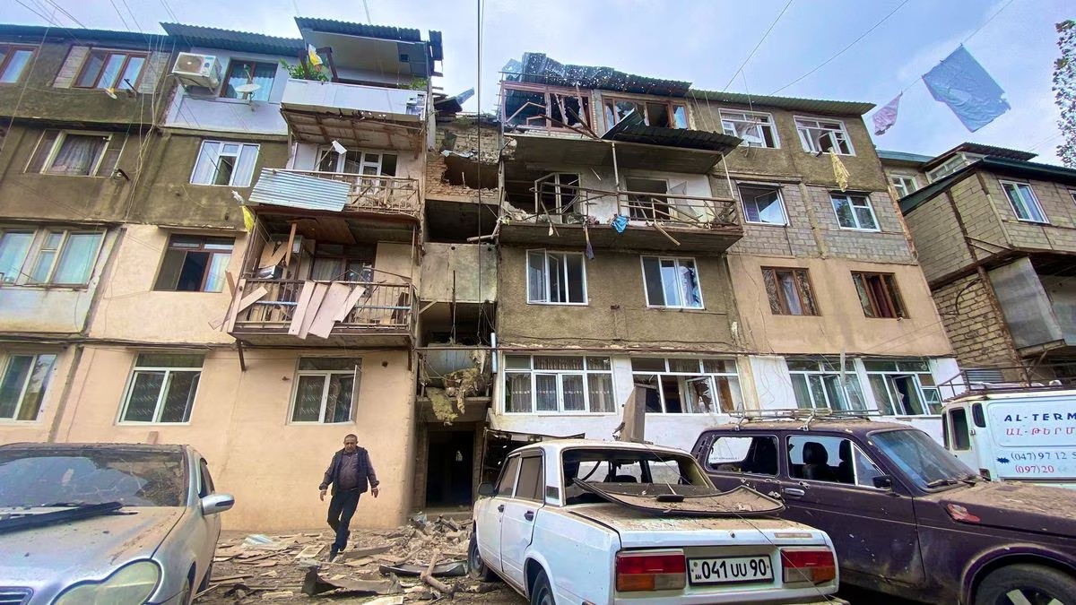 Xung đột ở Nagorno-Karabakh: Phe ly khai thân Armenia đầu hàng - 2