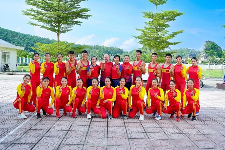 Đội tuyển đua thuyền Việt Nam tham dự chung kết ở 4 nội dung