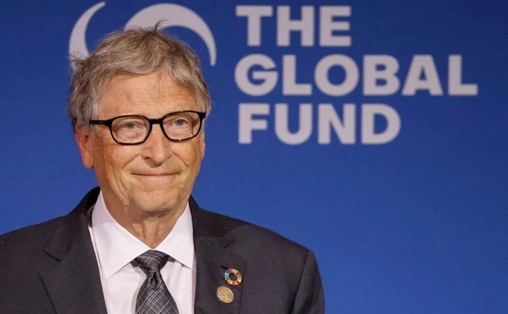 Bill Gates bỏ học&nbsp;Harvard để thành lập Microsoft, công ty kinh doanh đã giúp ông trở thành triệu phú ở tuổi 26.&nbsp;
