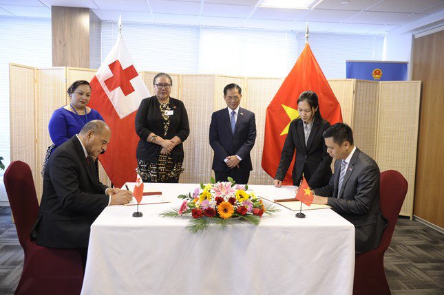 Việt Nam thiết lập quan hệ ngoại giao với quốc gia thứ 193 trên thế giới - 1