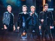 Nhạc - Ngỡ ngàng vì giá vé của Westlife khi so với các concert khác tại Việt Nam