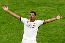 Real thắng nghẹt thở Cúp C1: Bellingham sánh vai Ronaldo, Ancelotti khen thông minh nhất