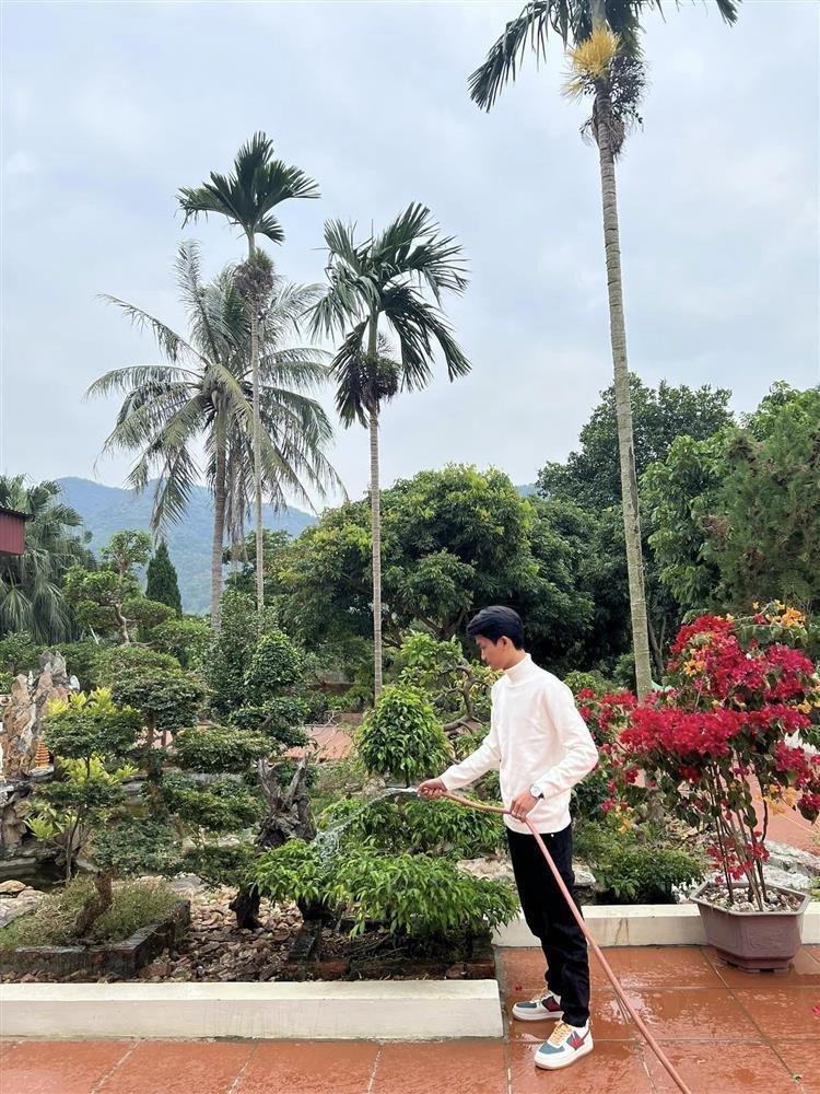 Văn Toàn khánh thành biệt thự Hải Dương, sao Việt cùng quê bán bún đậu hoành tráng không kém - 12