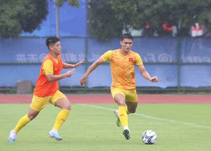 Văn Khang: Không nói nhiều, U23 Việt Nam sẽ chơi tốt nhất trước Saudi Arabia - 7