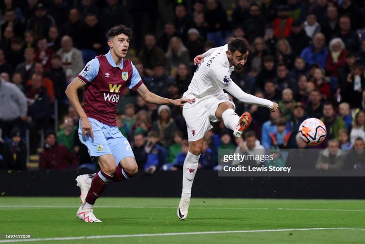 Trực tiếp bóng đá Burnley - MU: Nghẹt thở bảo vệ thành quả (Hết giờ) - 1