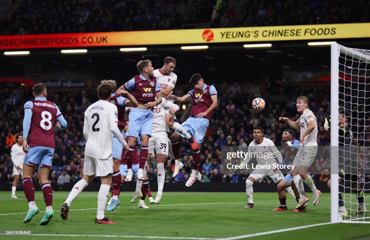 Trực tiếp bóng đá Burnley - MU: Nghẹt thở bảo vệ thành quả (Hết giờ) - 3