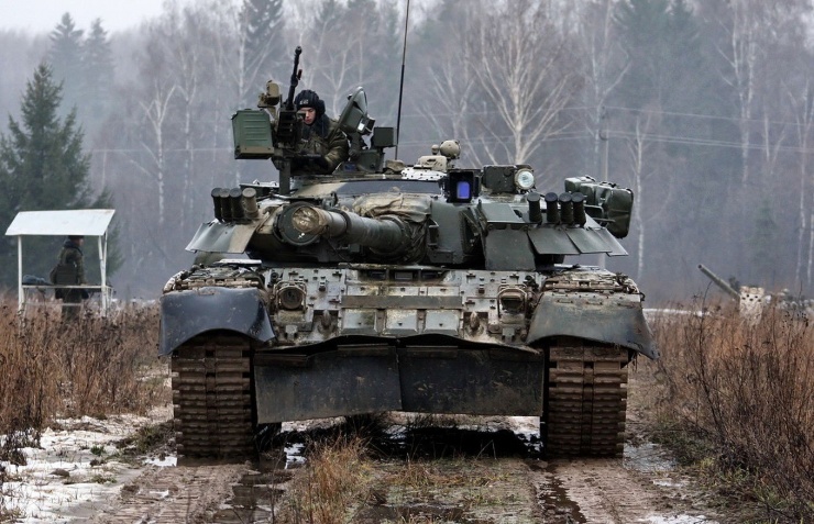 Vì sao Nga đẩy mạnh sản xuất xe tăng T-80 thay vì siêu tăng T-90M Proriv? - 1